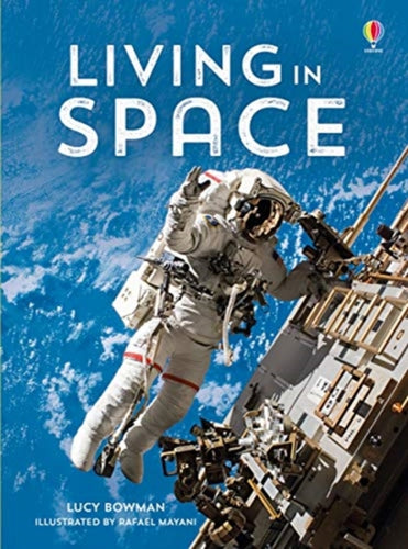 Living in Space-9781474921831